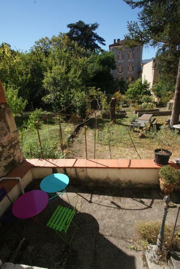 Apartmán Lot Of Bed Cahors Exteriér fotografie